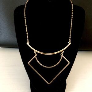 NEW Gold Dramatic Bold Statement Necklace